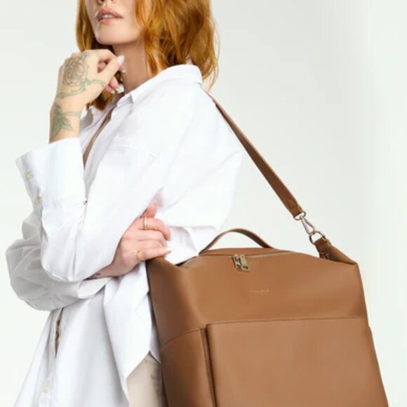 Mina Baie Stevie Full Backpack (Vegan) Includes dust bag - Picture 3 of 11